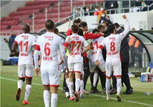 Antalyaspor Ankara dan 3 Puanla Dnd